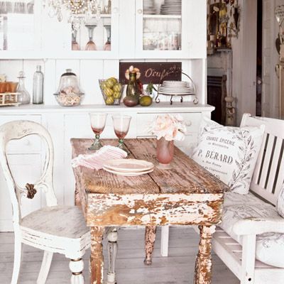 Kitchen Decorating Magazines on Breakfast Nook And Butler S Pantry  From Coastal Living Magazine