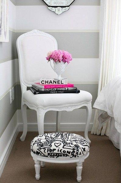 photo hot-pink-black-white-home-decor-vintage-furniture_zps642783e6.jpg